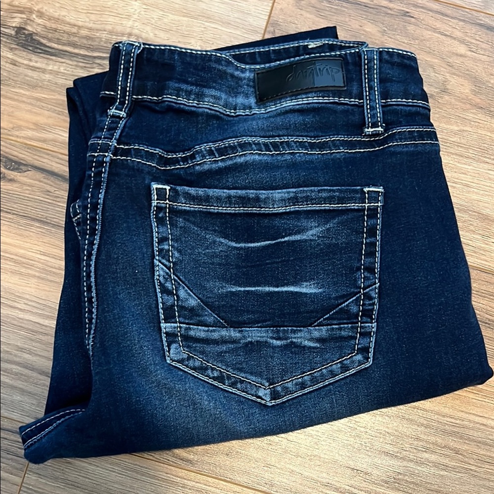 Daytrip Women’s size 32L Virgo Skinny Dark Blue Denim Jeans